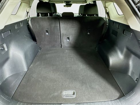 Used 2025 Kia Sportage LX image 27