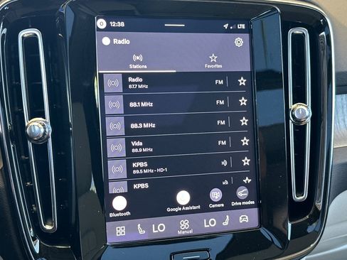 New 2026 Volvo XC40 B5 Plus AWD/4WD image 14