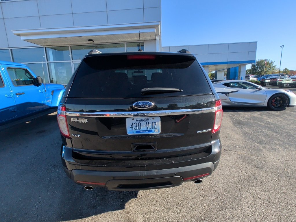Used 2014 Ford Explorer XLT FWD image 5