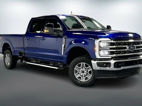 New 2026 Ford F250 Lariat w/ FX4 Off-Road Package image 1