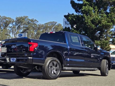 New 2025 Ford F150 Lightning Flash AWD/4WD image 21