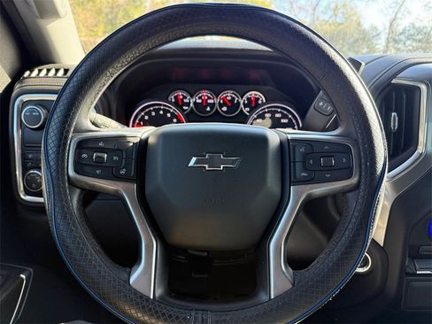 Used 2022 Chevrolet Silverado 1500 RST image 19