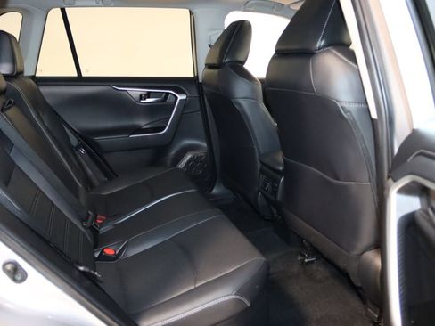 Used 2022 Toyota RAV4 Limited AWD/4WD image 59