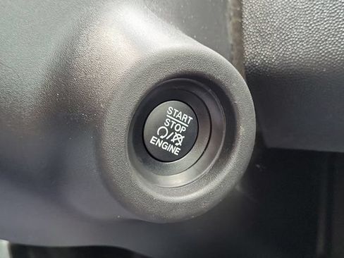 Used 2023 RAM ProMaster 2500 FWD image 25