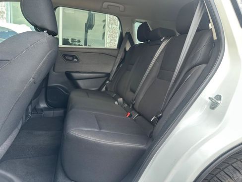 Used 2023 Nissan Rogue S AWD/4WD image 27