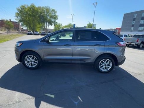 Used 2023 Ford Edge SEL w/ Convenience Package AWD/4WD image 5