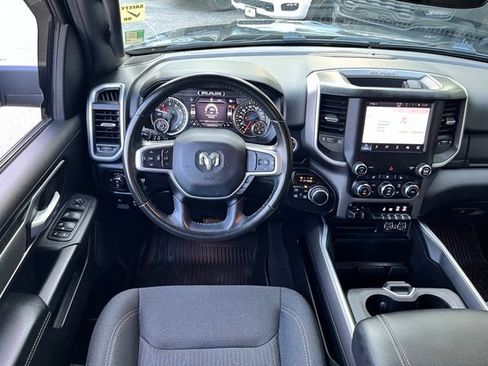 Used 2022 RAM 1500 Big Horn AWD/4WD image 24