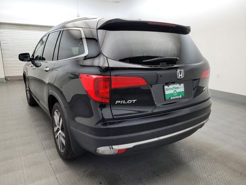 Used 2017 Honda Pilot Elite image 5