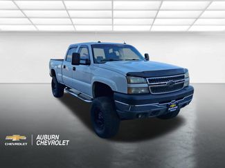 Used 2005 Chevrolet Silverado 2500 LT w/ Heavy-Duty Power Package AWD/4WD 360° Tour