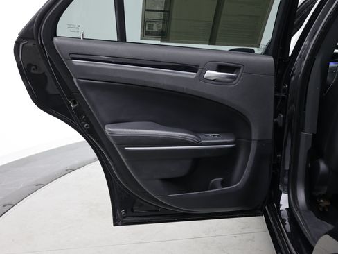 Used 2021 Chrysler 300 S RWD image 30