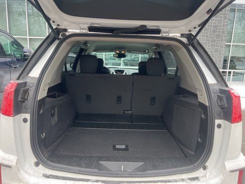 Used 2017 GMC Terrain SLE image 13