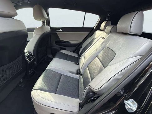 Used 2018 Kia Sportage EX w/ EX Sport Appearance Package image 16