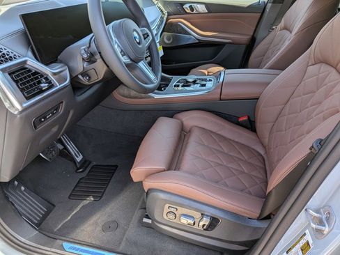 New 2026 BMW X7 xDrive40i image 4