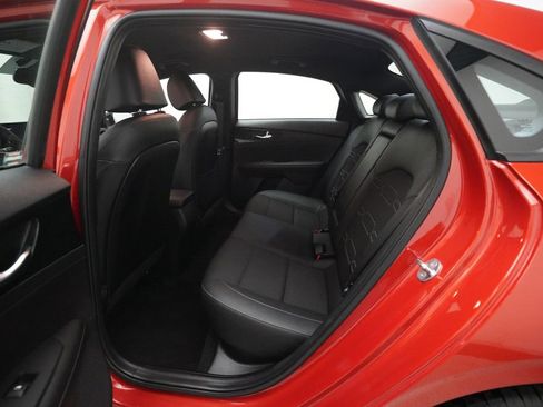 Certified 2022 Kia Forte GT-Line FWD image 15