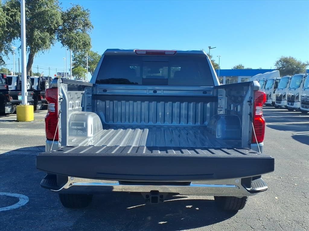 New 2026 Chevrolet Silverado 1500 LT w/ Texas Edition Plus RWD image 12
