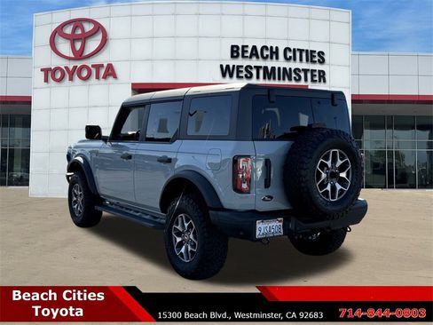 Used 2023 Ford Bronco Badlands image 8