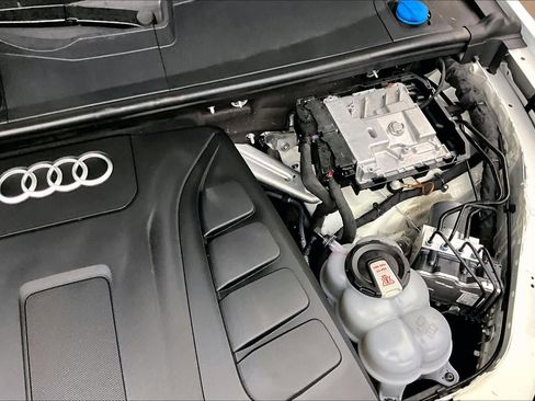 Certified 2023 Audi Q7 2.0T Premium w/ Convenience Package AWD/4WD image 31