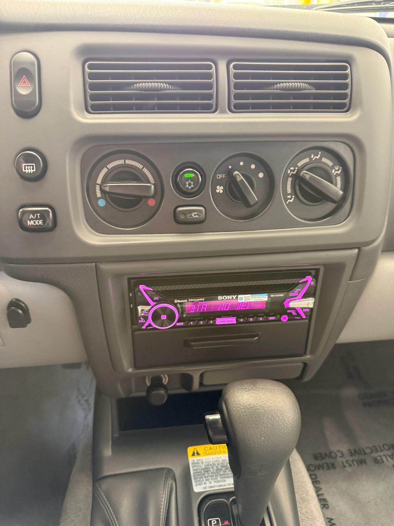 Used 2000 Mitsubishi Montero Sport XLS AWD/4WD image 43