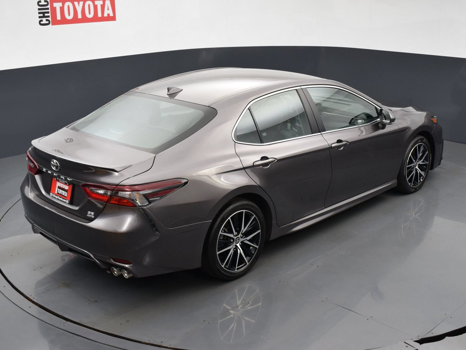 Used 2023 Toyota Camry SE AWD/4WD image 19