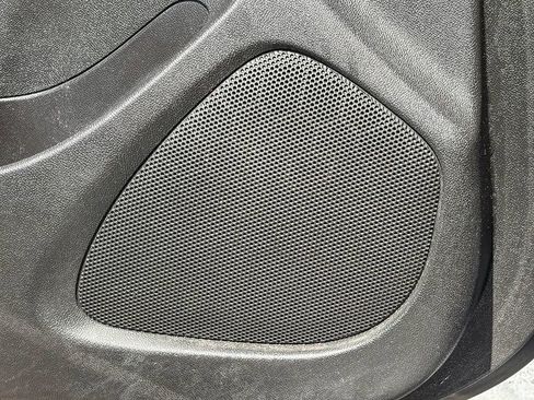 Used 2018 Chevrolet Malibu LT FWD image 44