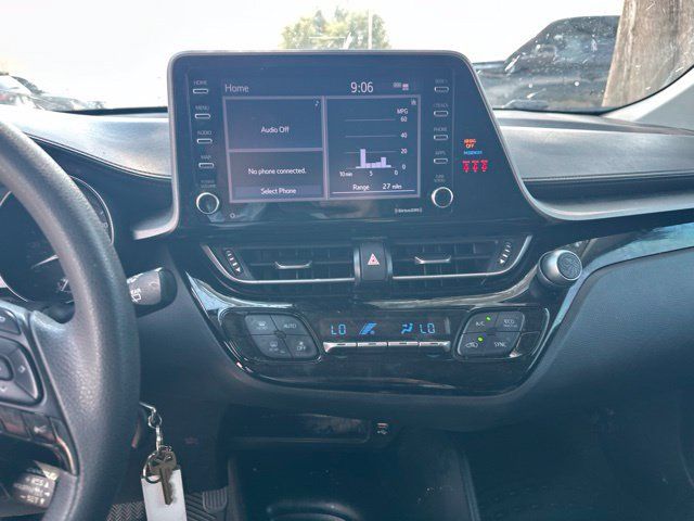 Used 2020 Toyota C-HR LE FWD image 8