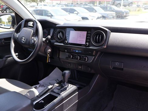 Used 2022 Toyota Tacoma SR w/ SX Package RWD image 17