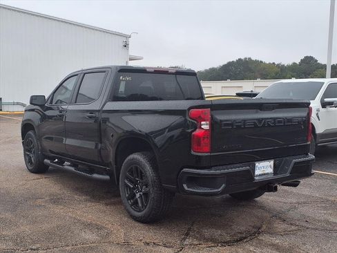 New 2026 Chevrolet Silverado 1500 Custom image 2