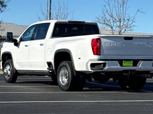 Used 2022 Chevrolet Silverado 3500 High Country image 3