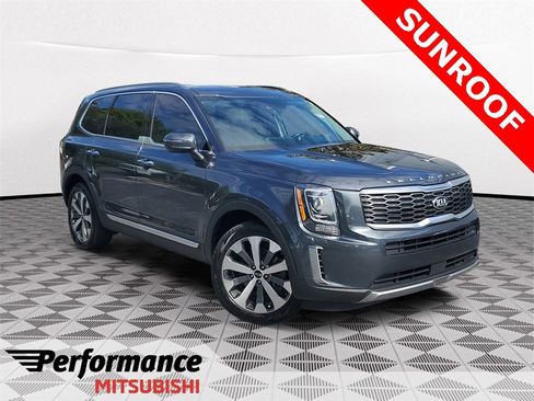 Used 2021 Kia Telluride S image 1
