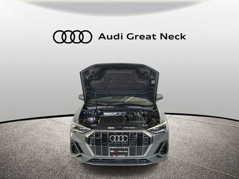 Used 2023 Audi Q3 2.0T Premium Plus w/ Premium Plus Package AWD/4WD image 14