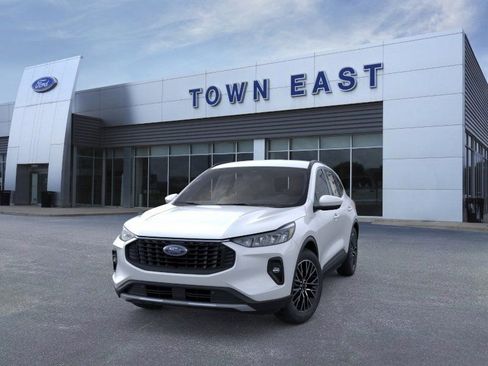 New 2026 Ford Escape SE FWD image 32