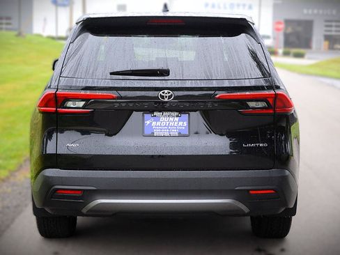Used 2024 Toyota Grand Highlander AWD image 6