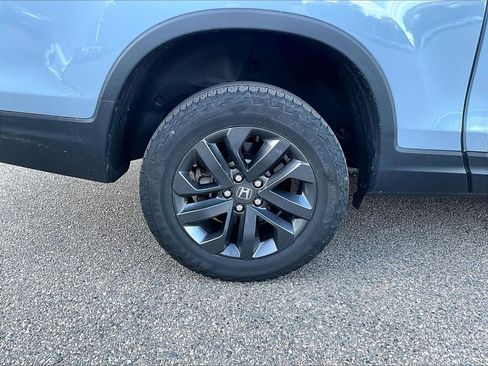 Used 2024 Honda Ridgeline Sport image 7