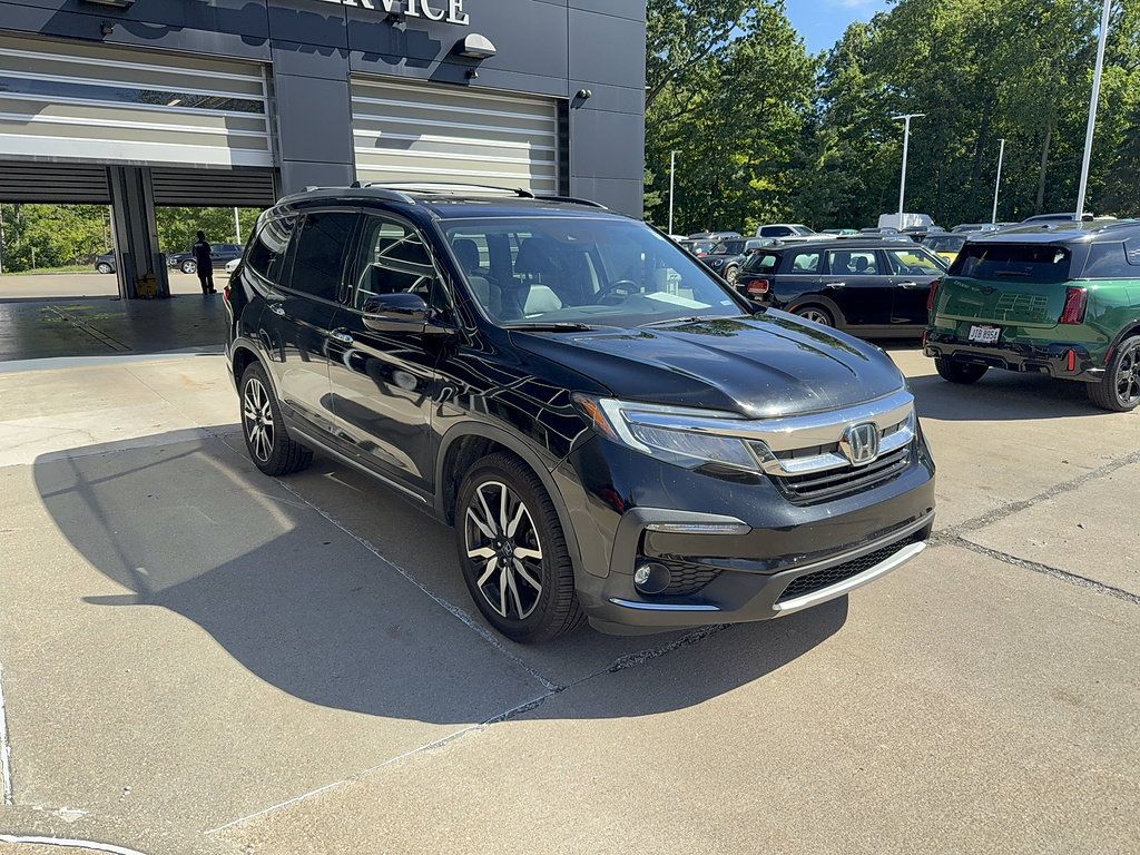 Used 2019 Honda Pilot Touring image 2