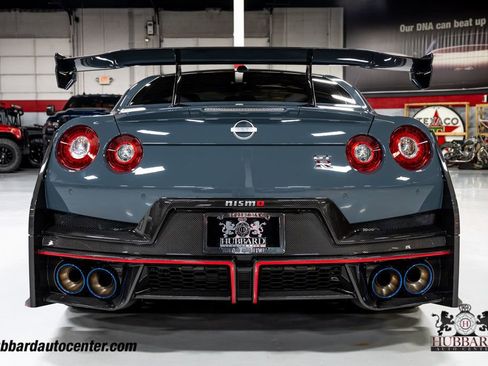 Used 2024 Nissan GT-R NISMO w/ NISMO Appearance Package image 7