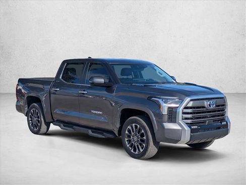 Used 2024 Toyota Tundra Limited w/ Power Package AWD/4WD image 3