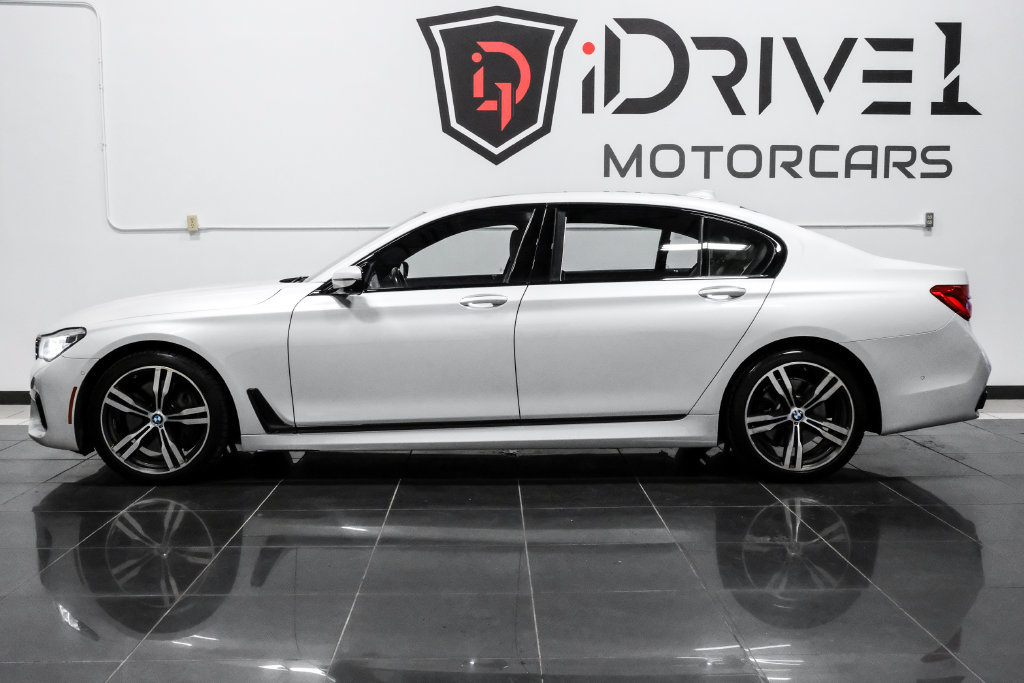 Used 2016 BMW 750i xDrive AWD/4WD image 16