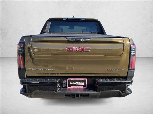 New 2026 GMC Sierra EV Elevation image 8