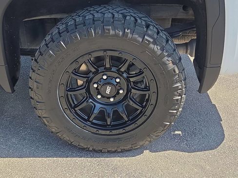 Used 2021 GMC Sierra 1500 SLT w/ Max Trailering Package AWD/4WD image 11