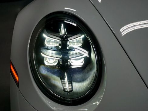 Used 2025 Porsche 911 Carrera T image 77