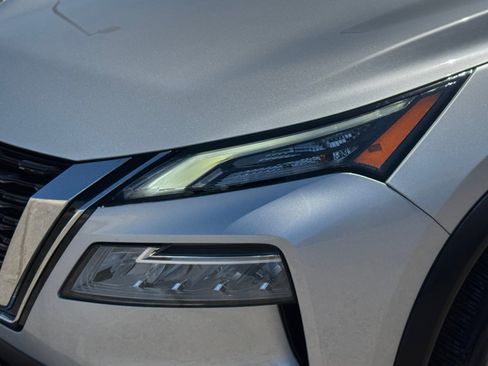 Used 2023 Nissan Rogue SV w/ SV Premium B Package FWD image 10
