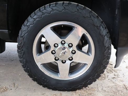 Used 2016 Chevrolet Silverado 2500 LTZ w/ Duramax Plus Package AWD/4WD image 44