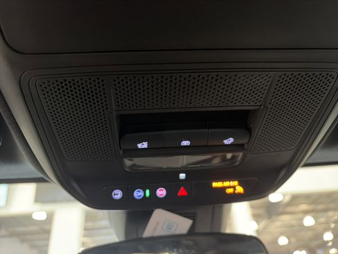 New 2026 Chevrolet Equinox LT w/ Convenience Package II image 26