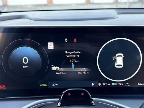 New 2026 Hyundai Ioniq 9 SEL AWD/4WD image 16