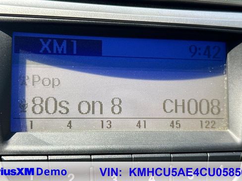 Used 2012 Hyundai Accent SE FWD image 35