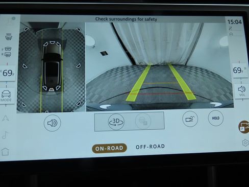 New 2026 Land Rover Range Rover Long Wheelbase SE image 17