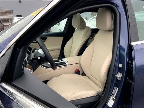 Used 2025 Mercedes-Benz C 300 4MATIC Sedan image 6