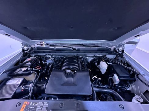 Used 2018 Chevrolet Silverado 1500 LT w/ All Star Edition image 11