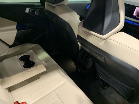 Used 2026 BMW X3 xDrive30 w/ M Sport Package image 28