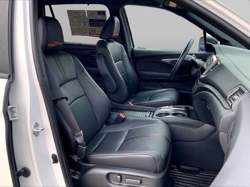 Used 2022 Honda Passport TrailSport image 9
